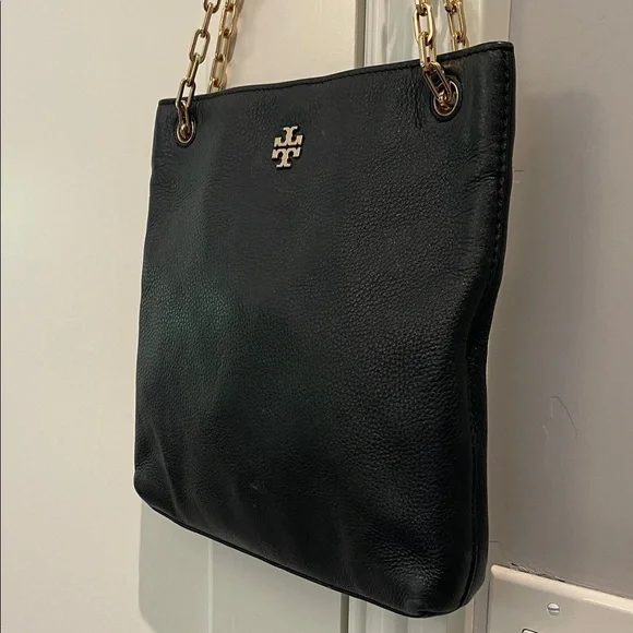 Tory Burch Black Leather Shoulder Bag with Gold Chain - Picture 2 of 7
